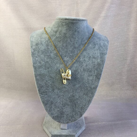 NWT Vivienne Westwood ORIETTA PENDANT NECKLACE - Picture 2 of 7